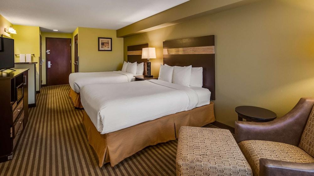 Best Western Rama Inn photo 11