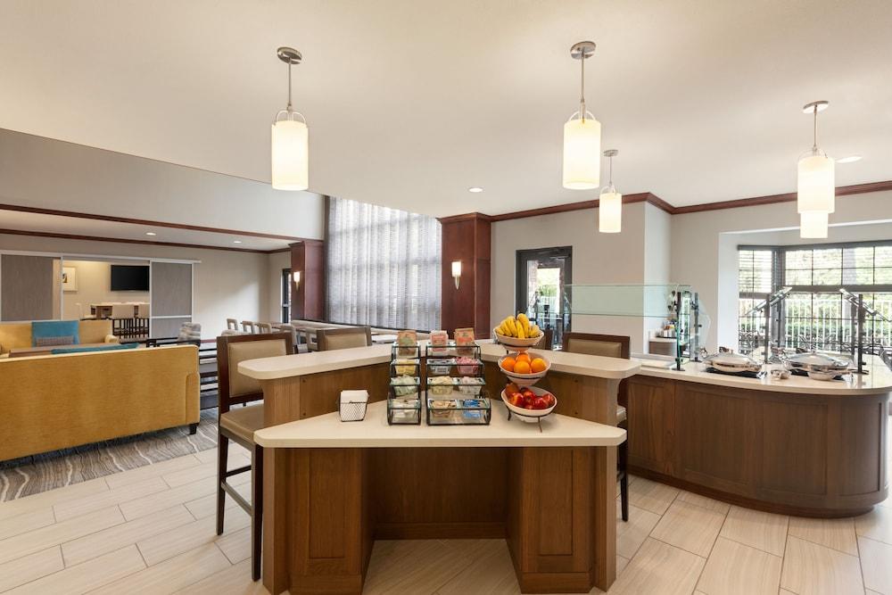 Staybridge Suites Tampa East - Brandon by IHG photo 14