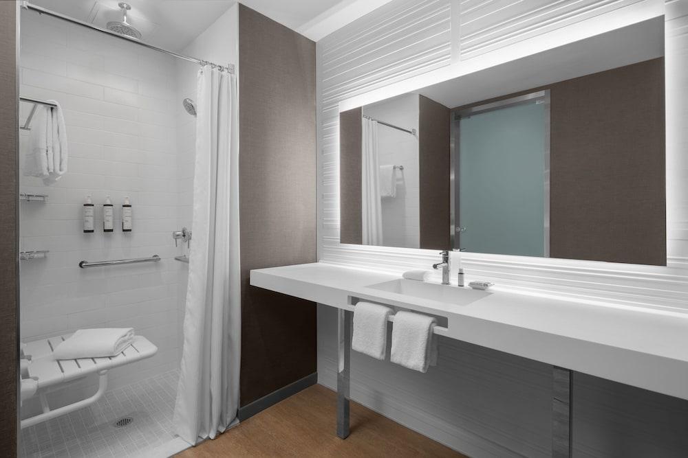 AC Hotel Clearwater Beach photo 23