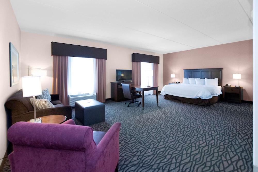 Hampton Inn Butler photo 16