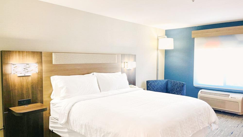 Holiday Inn Express & Suites Frazier Park by IHG photo 22