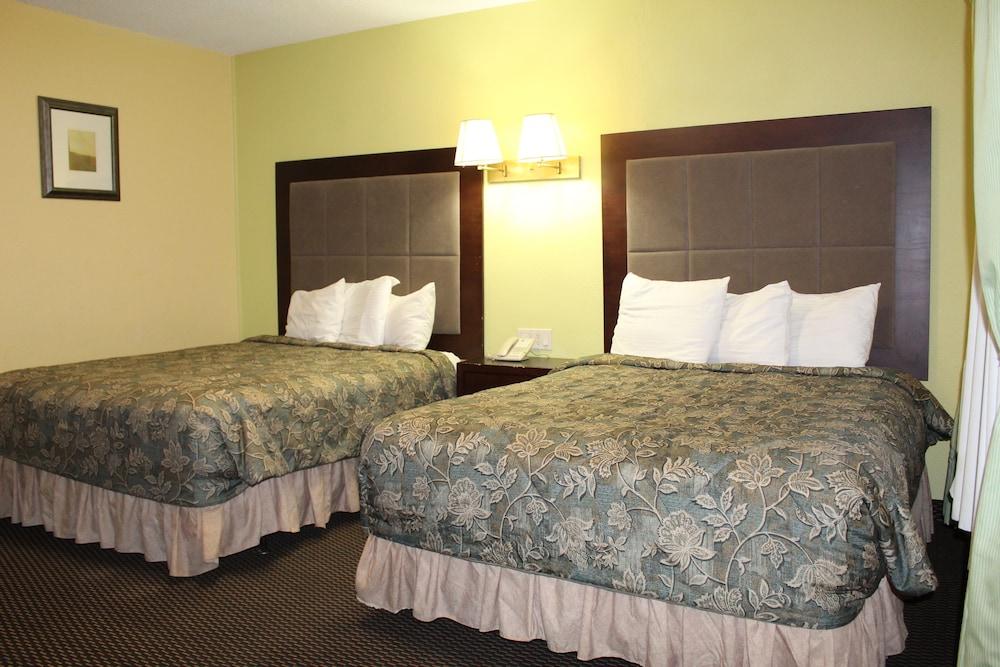 Double N Motel photo 4