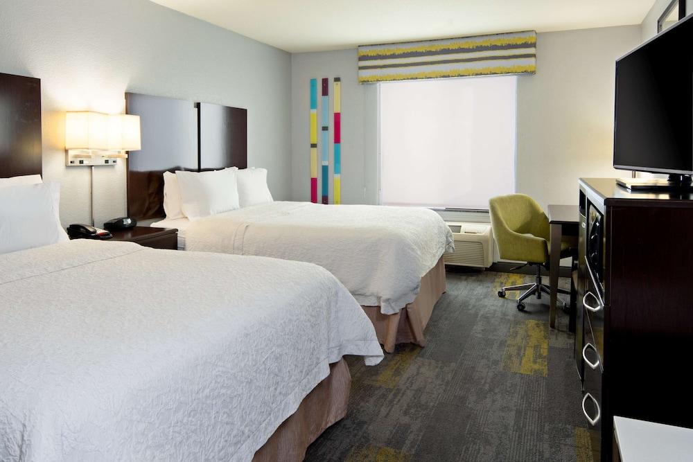 Hampton Inn & Suites Bakersfield/Hwy 58, CA photo 9