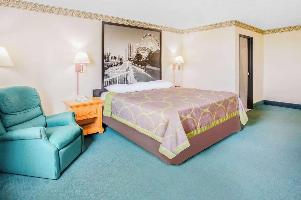 Burgundy Inn & Suites By OYO El Paso photo 10