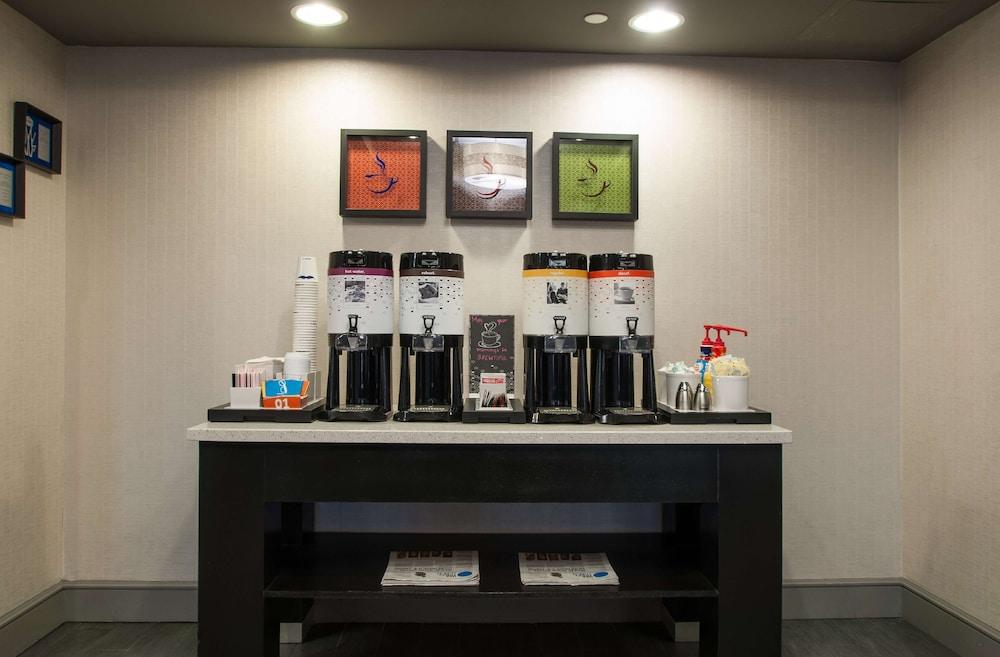 Hampton Inn Stafford/Quantico & Conference Center photo 25