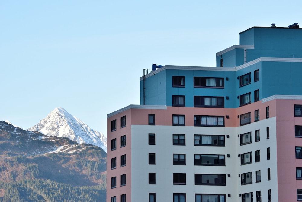 Glacier View Condo Suites photo 1