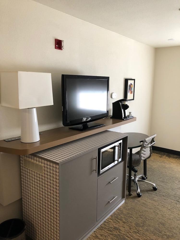 Holiday Inn Selma - Swancourt by IHG photo 22
