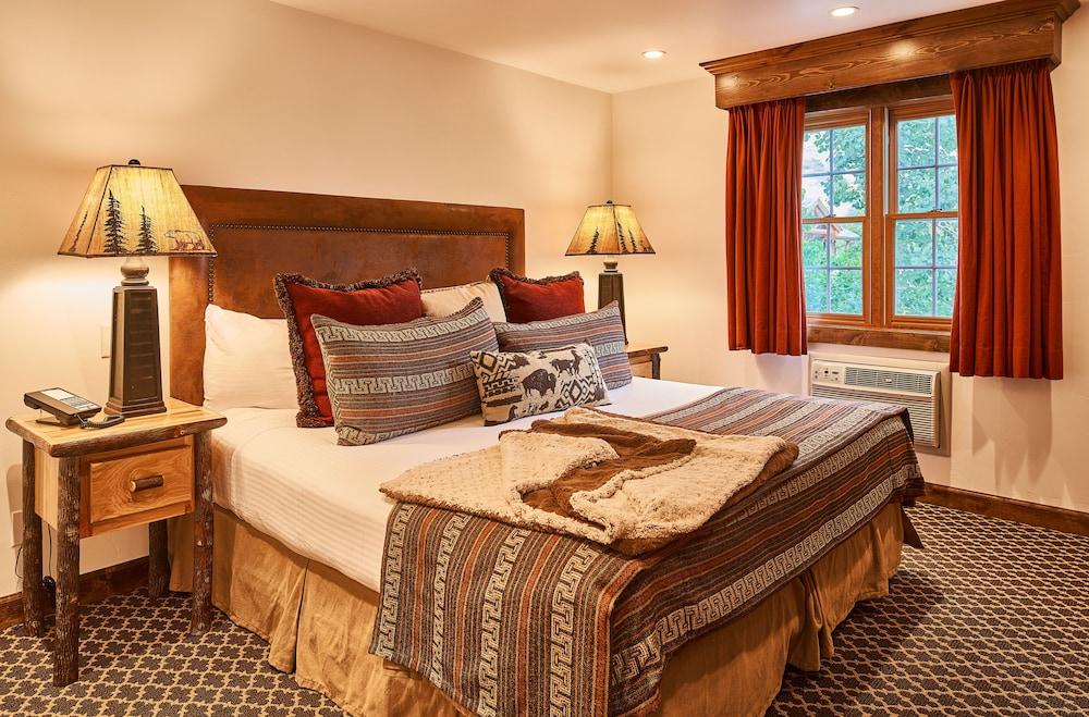 Parkway Inn of Jackson Hole photo 58