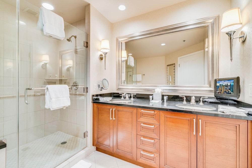 Jet Luxury Resorts @ The Signature Condo Hotel photo 67