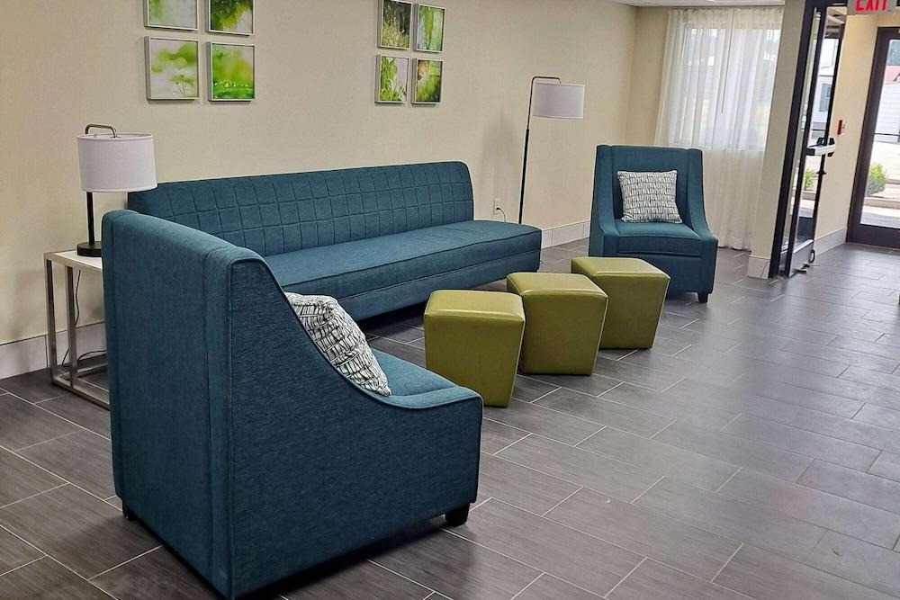 Days Inn by Wyndham Grayson photo 4