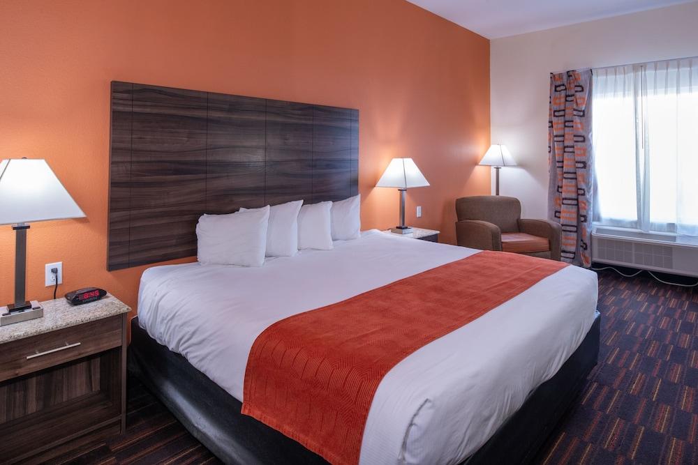 Home Away Suites photo 24