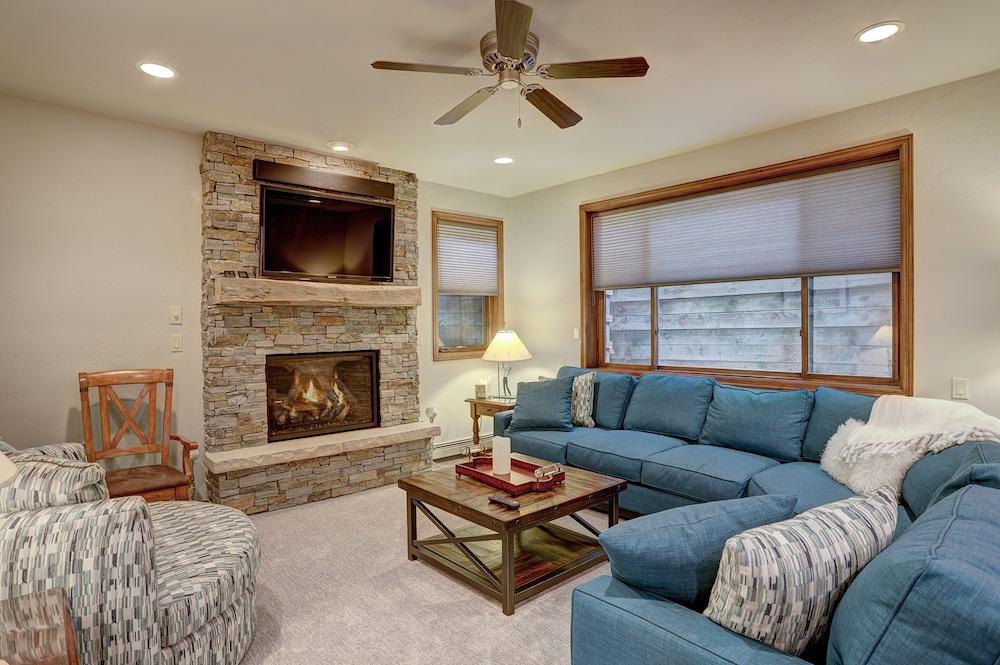 Arrowhead Village, A Vail Resorts Property photo 12