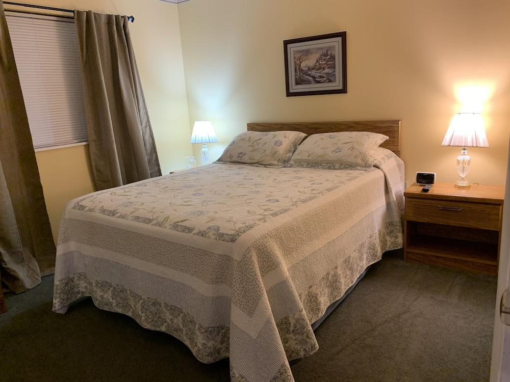 Laurel Inn Condominium photo 10
