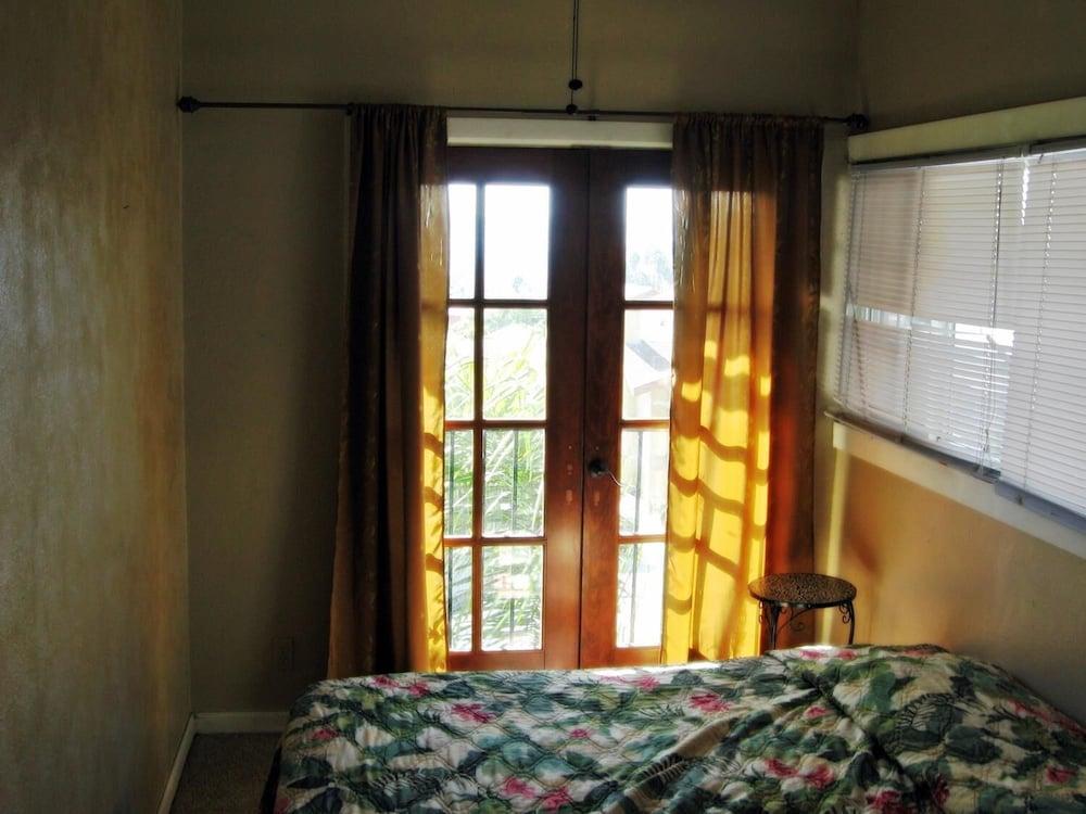 RK Hostel San Diego photo 11