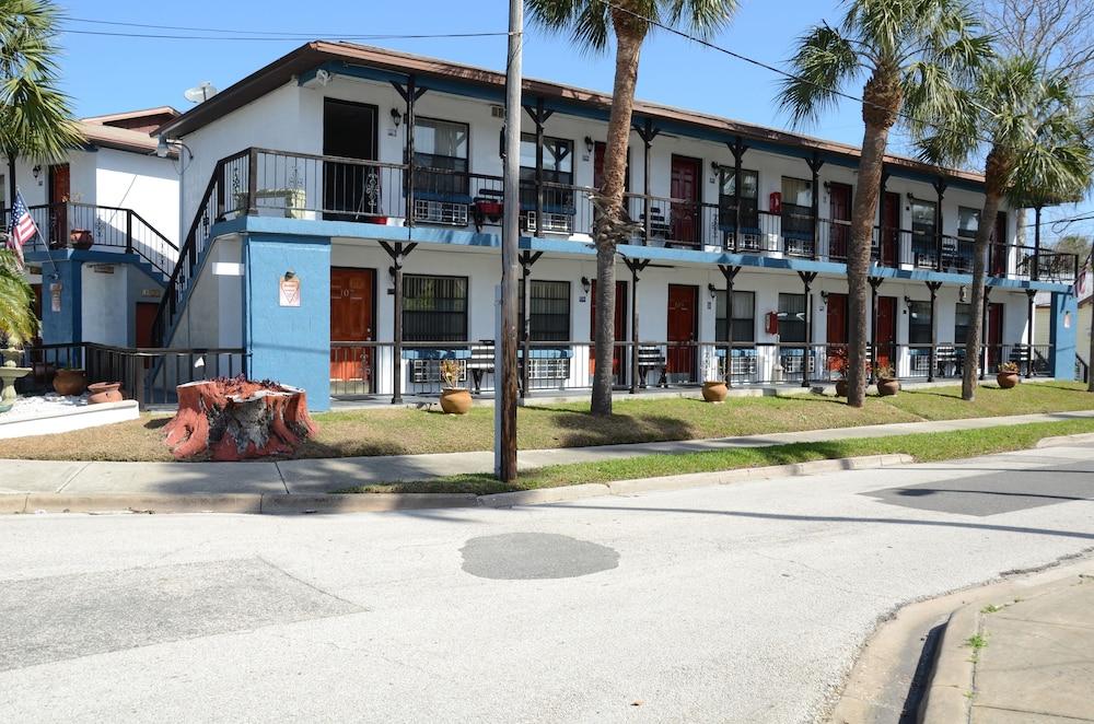 Merida Inn and Suites photo 22