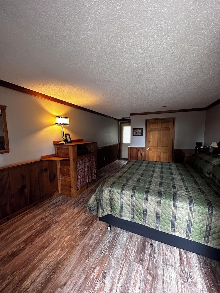 Three Bear Lodge photo 5