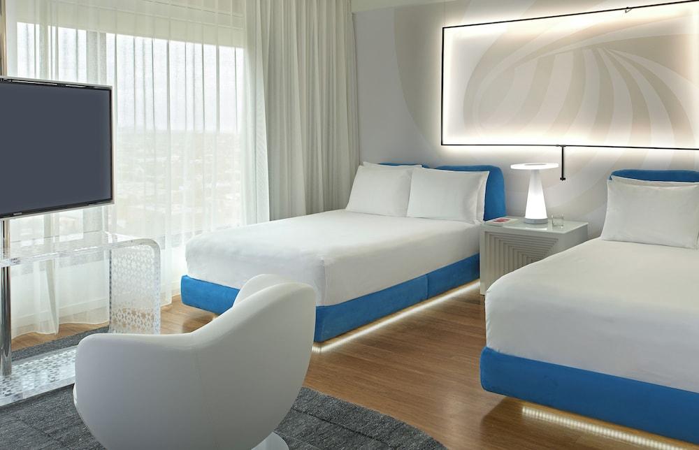 Mondrian Los Angeles photo 8