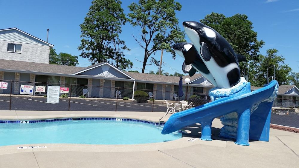 Surfside Motel photo 2