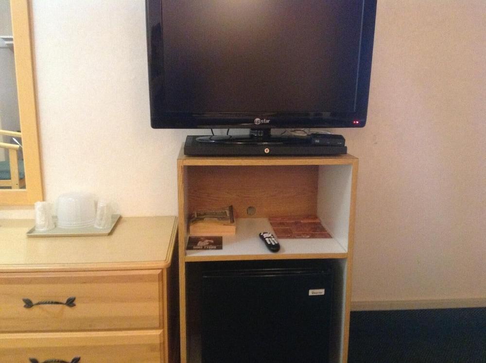 Beach Inn Motel photo 14