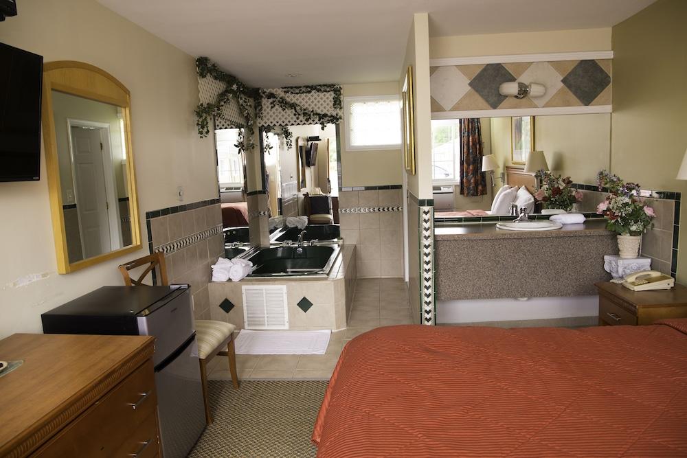 Capri inn and Suites photo 2