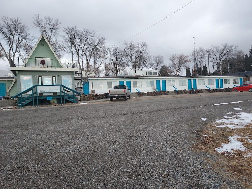 The Bliss Hotel Motel photo 1