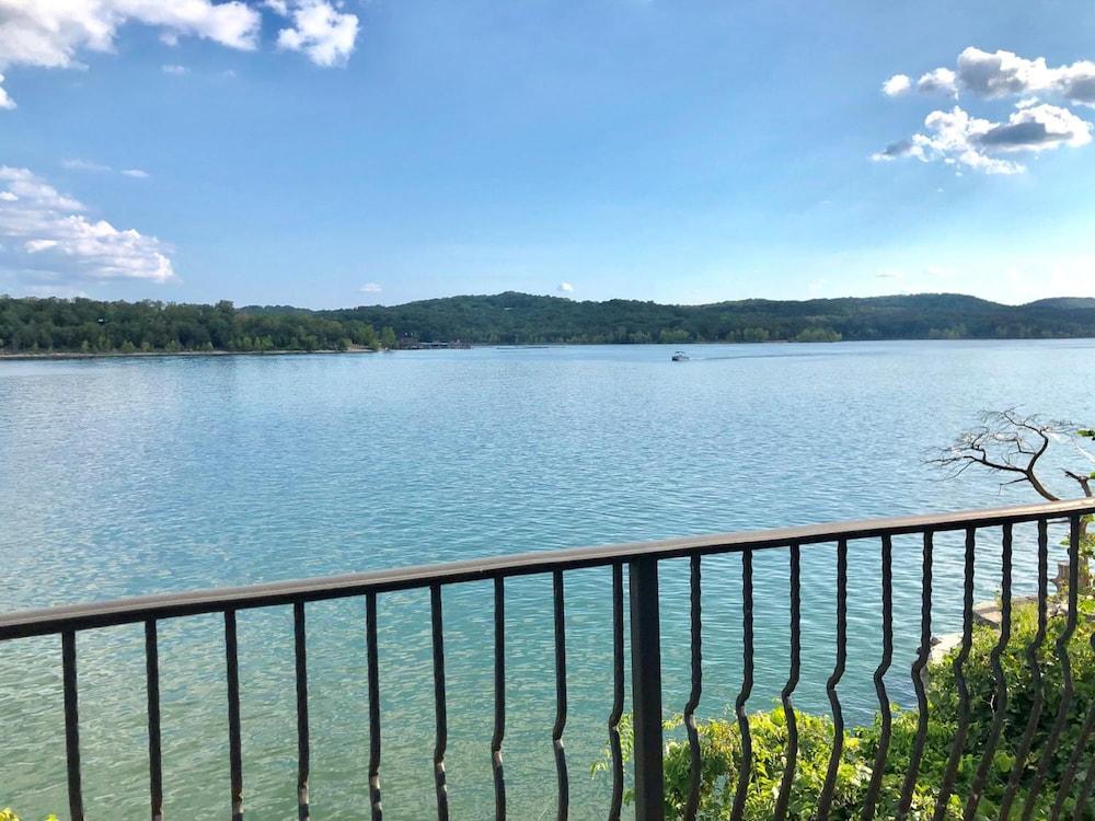 D'Monaco Luxury Resort photo 51