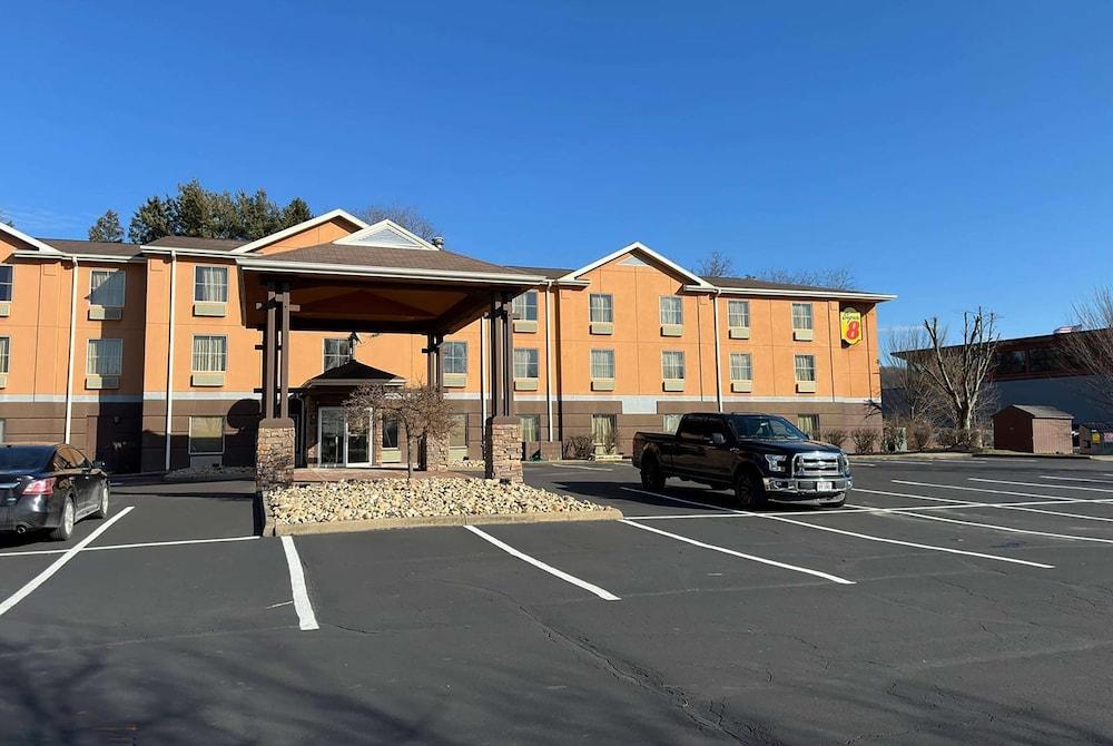 Super 8 by Wyndham Mars/Cranberry/Pittsburgh Area photo 20