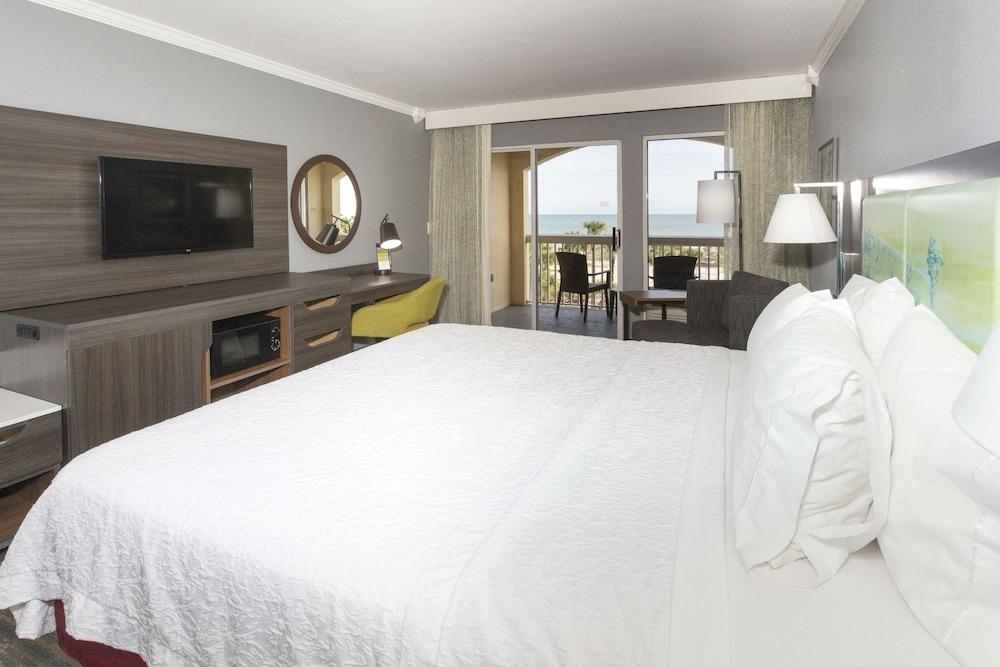 Hampton Inn St. Augustine Beach photo 23