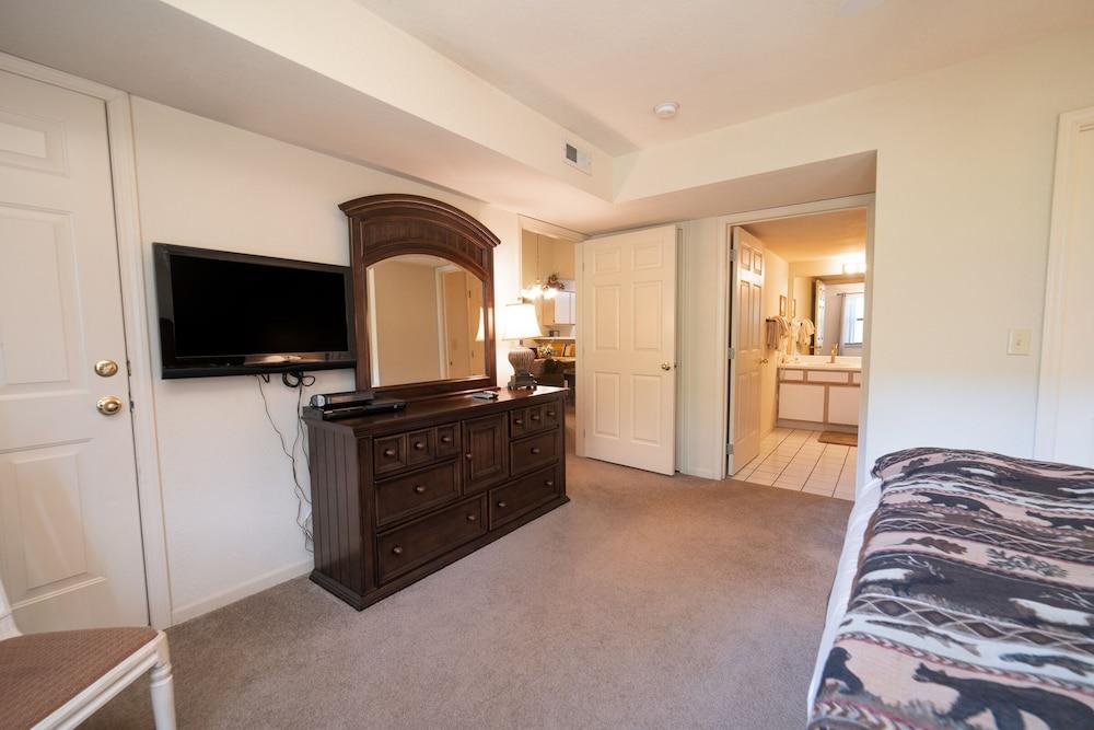Pointe Royale Condominium Resort & Golf Course photo 50