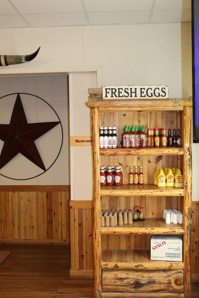 Target Hospitality-Orla North Lodge photo 23