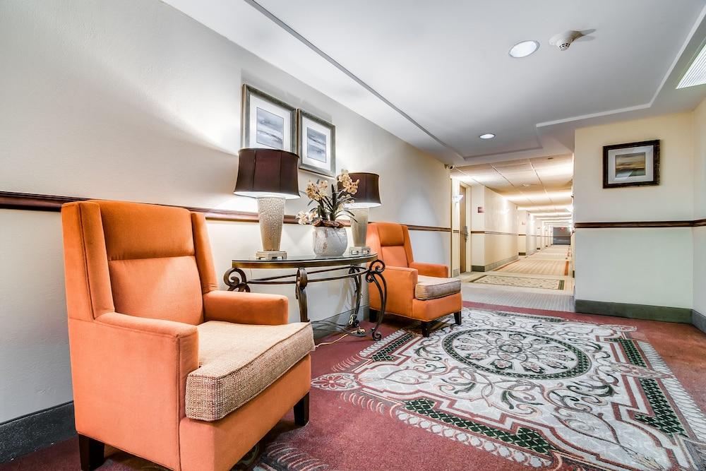 Ramada Plaza by Wyndham Atlanta Airport photo 13