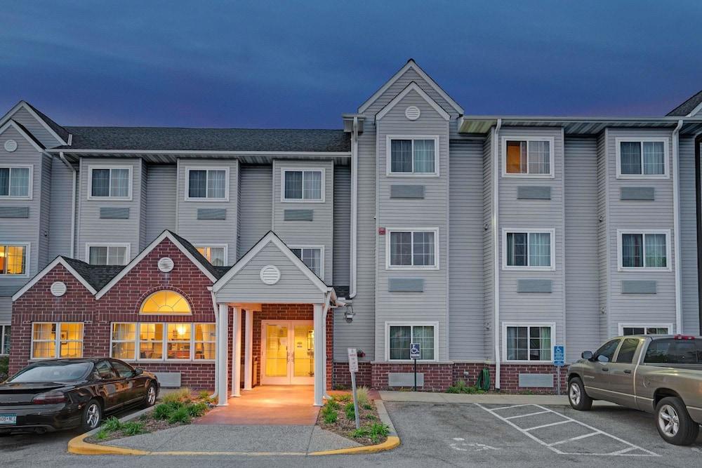 Microtel Inn & Suites by Wyndham Inver Grove Heights/Minneap photo 9