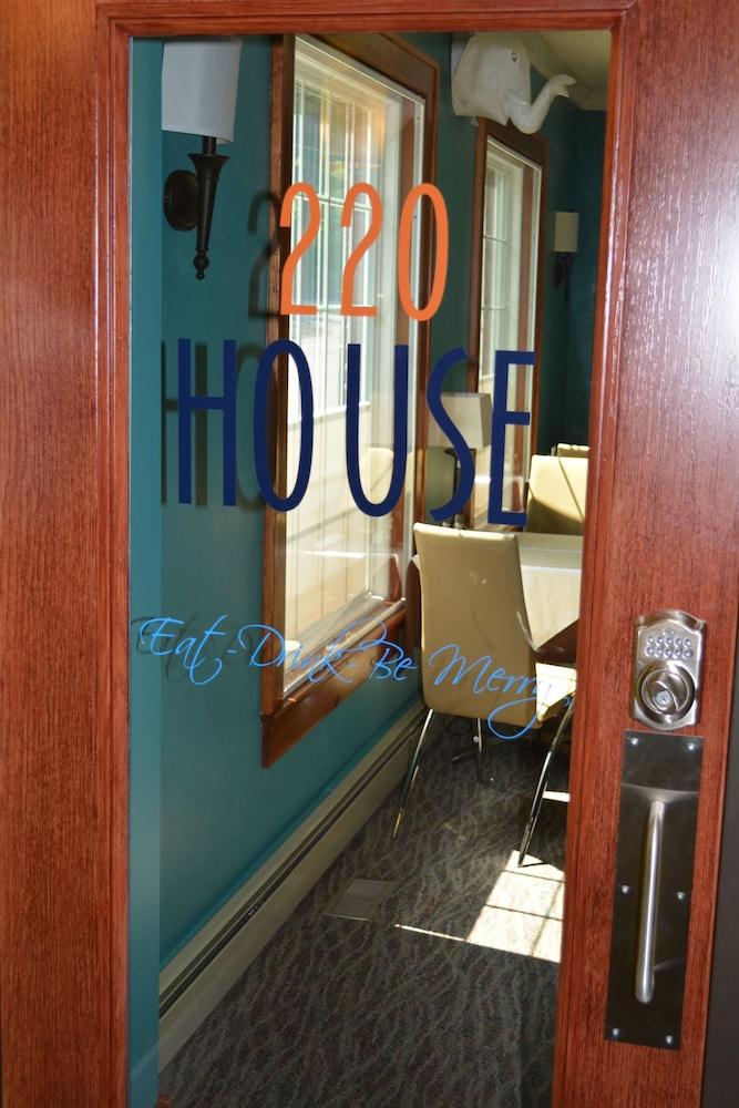 Hotel Dushore photo 25