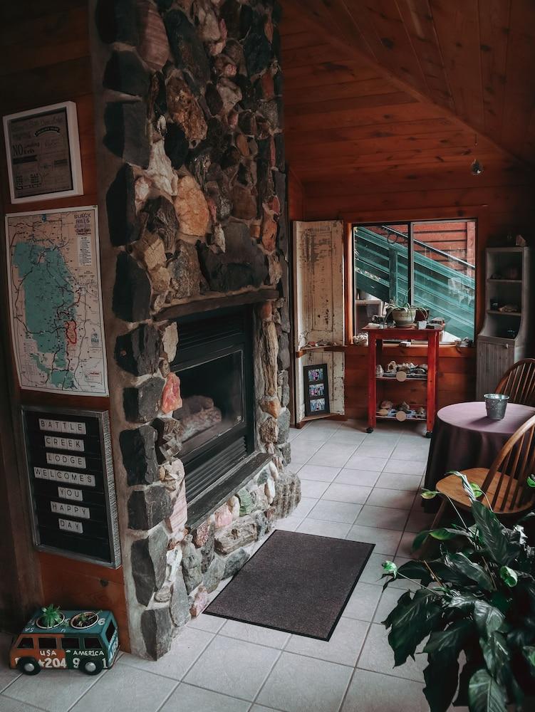 Battle Creek Lodge photo 5