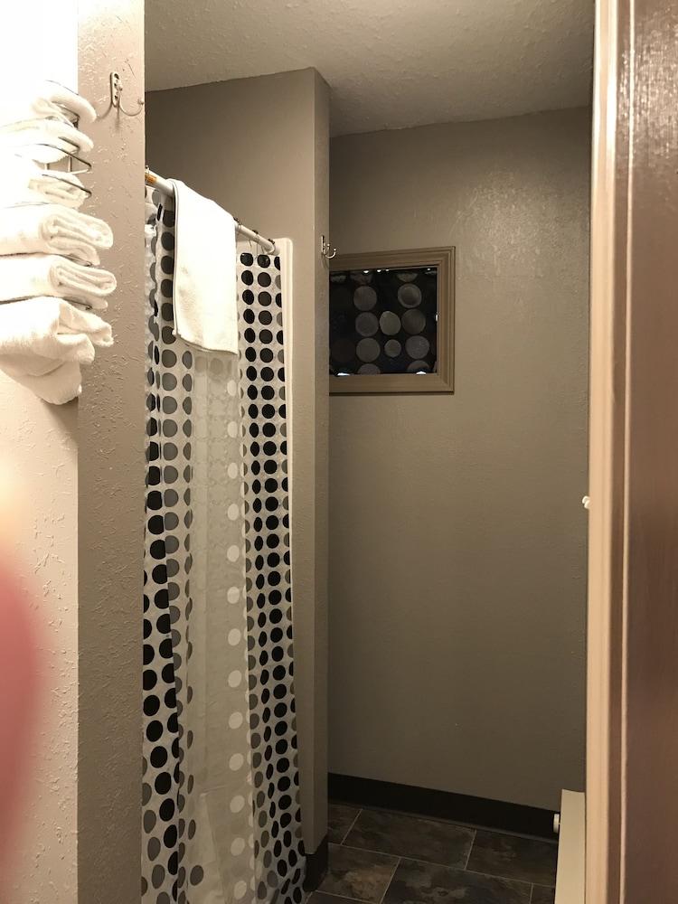 Pullman Motel photo 24