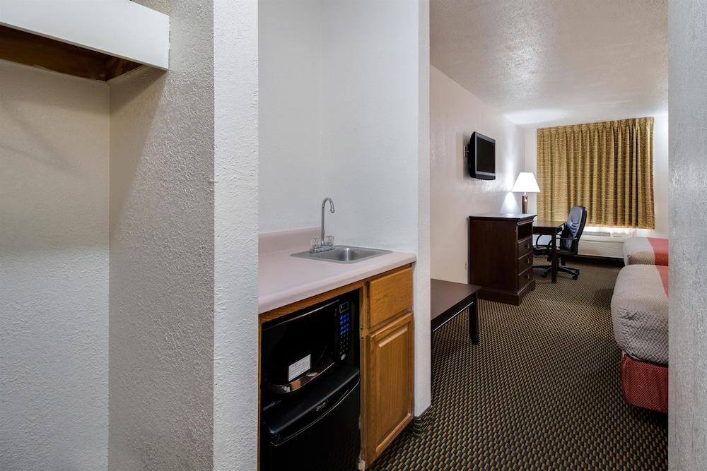 Motel 6 Marion, IL photo 23