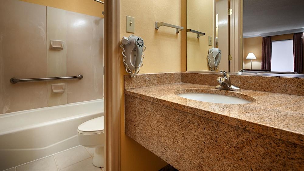 Bryson Inn photo 9