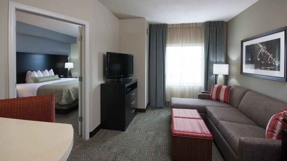 Staybridge Suites Buffalo-Amherst by IHG photo 12