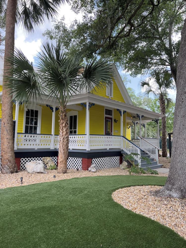 Depot Village photo 50