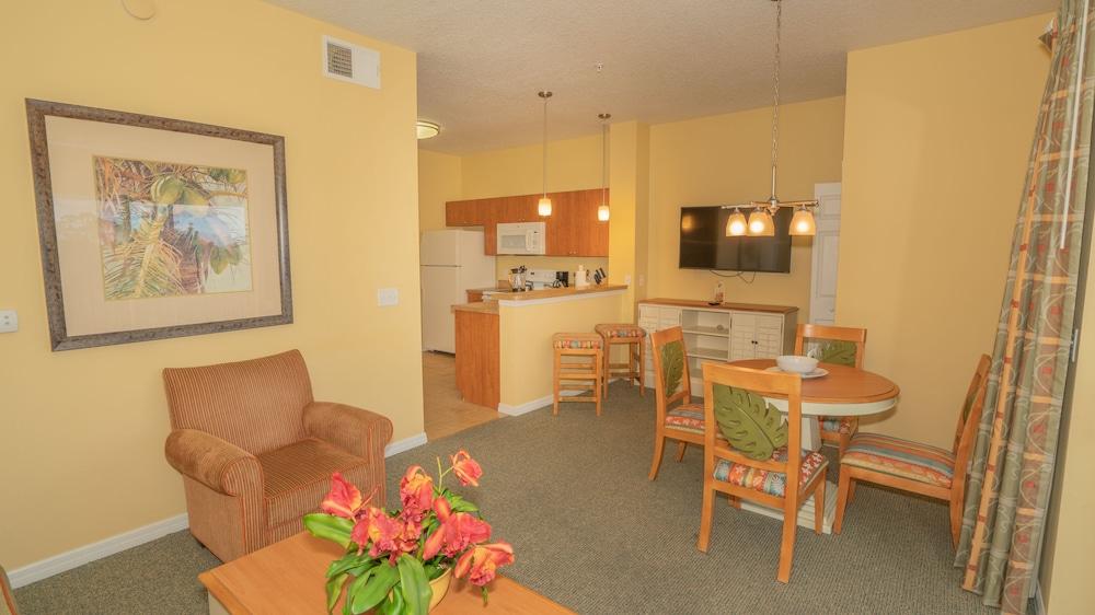 Barefoot Suites photo 60