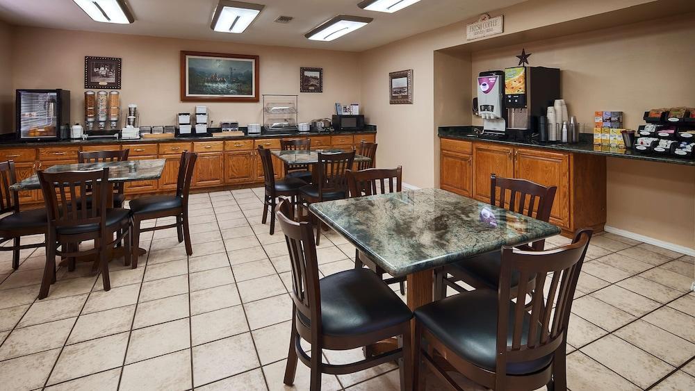 Americas Best Value Inn & Suites Sonora photo 19