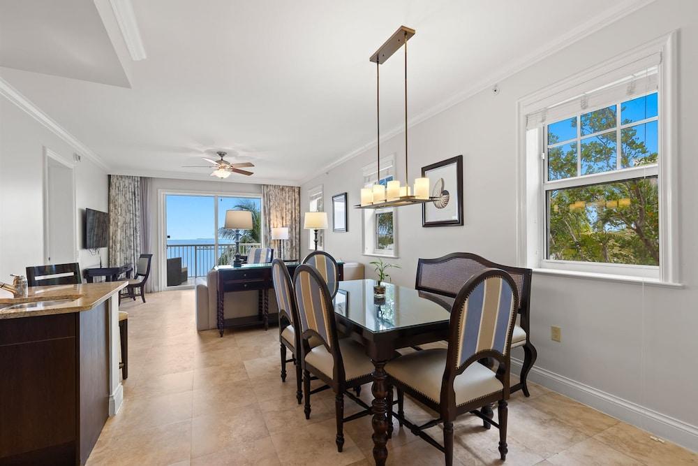 Ocean Front 2BR Residence photo 17