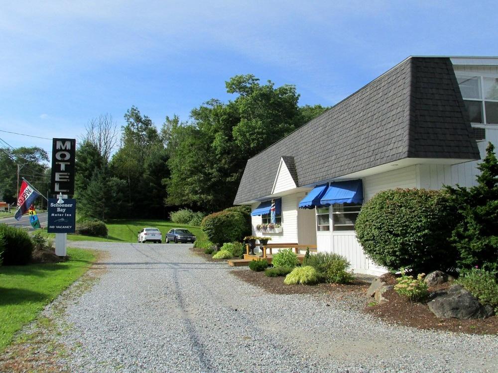 Harkness Brook Inn photo 2