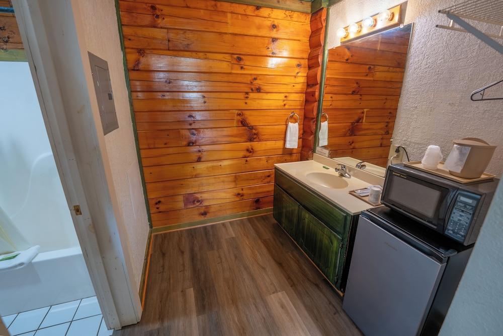 Fishtale Lodge photo 24