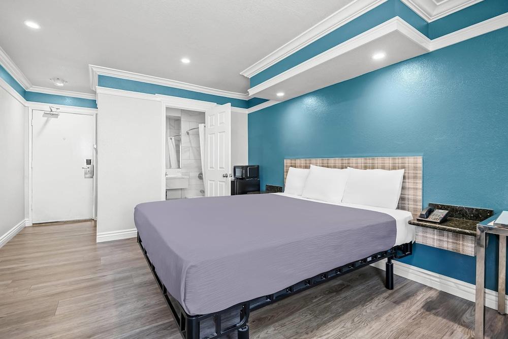 Rodeway Inn Commerce - Los Angeles photo 6