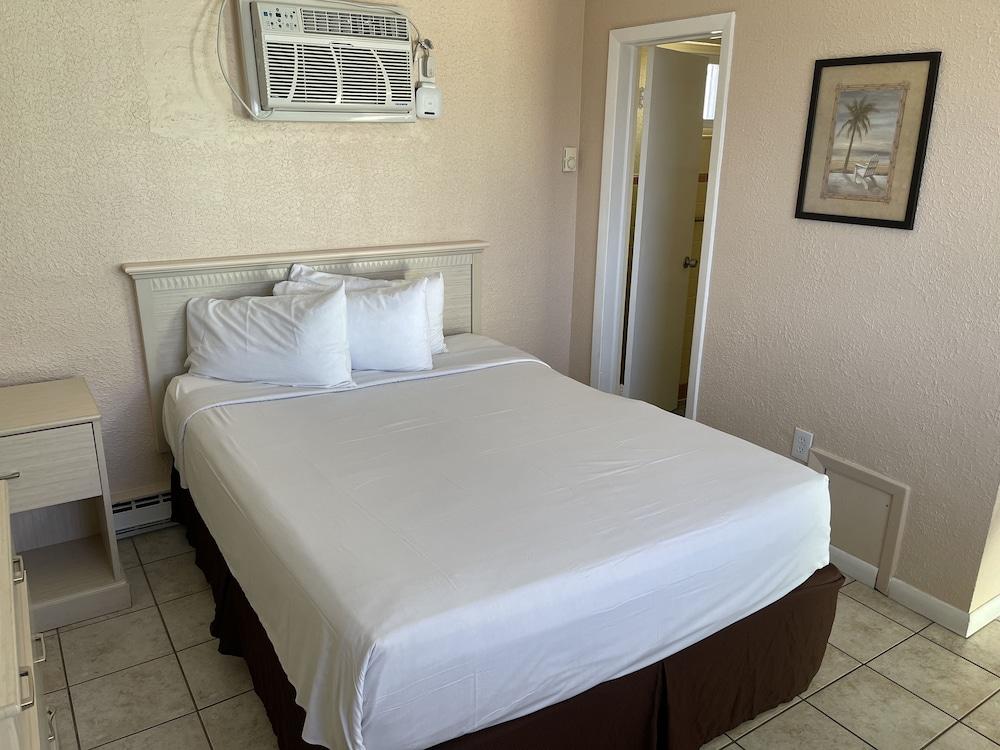 RusMar Motel photo 24