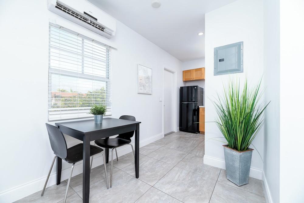Bayshore Breeze photo 46