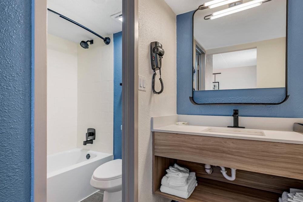 Sleep Inn & Suites Merrillville photo 33