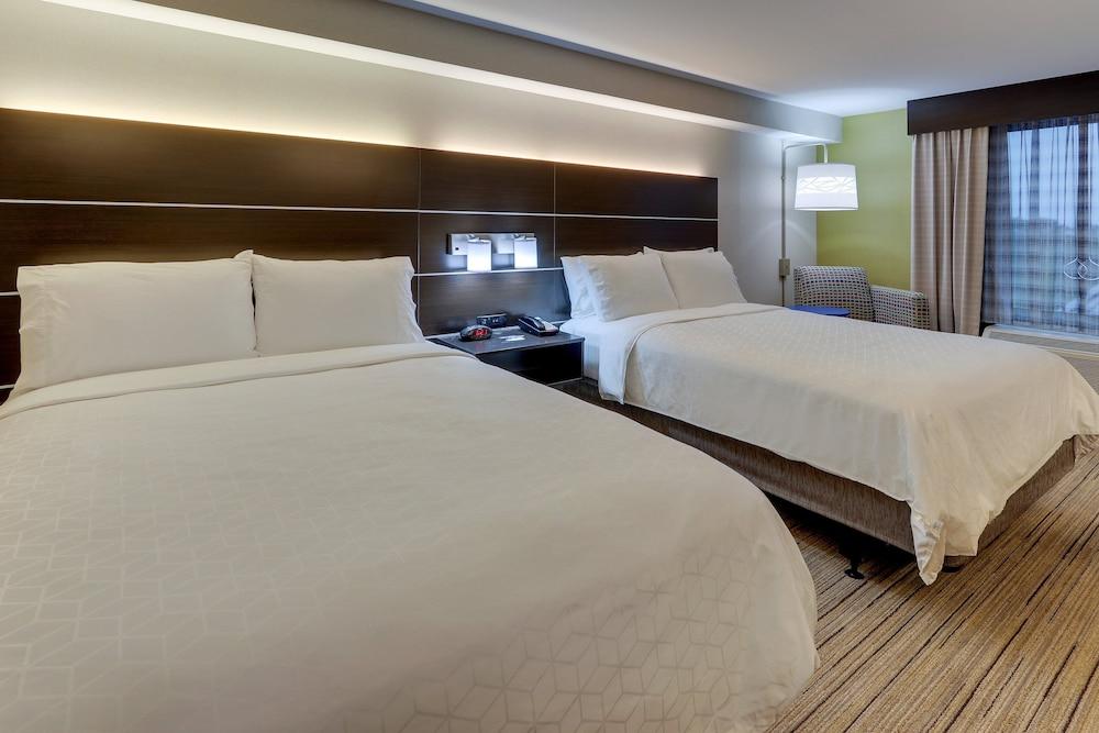 Holiday Inn Express & Suites Troy by IHG photo 7