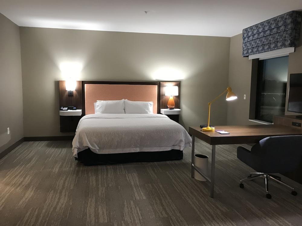 Hampton Inn & Suites Columbia Killian Road photo 35